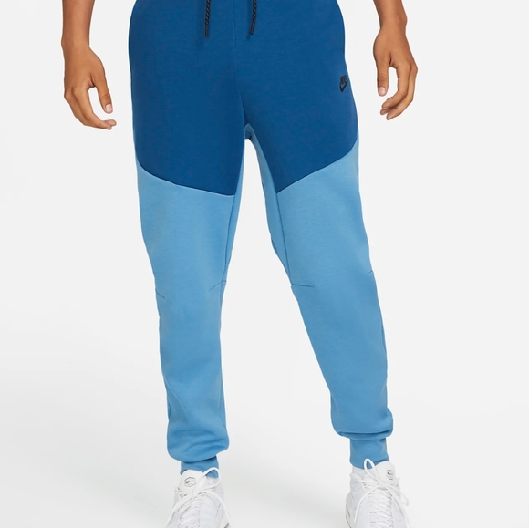 Men Nike joggers (S) - Picture 2 of 6